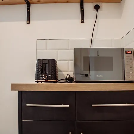 Modern Bright Spacious Flat 公寓 *