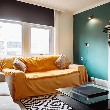 Modern Bright Central Spacious Flat Apartment *